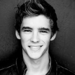 Castor_BBlack's profile picture. (RP DRARRY)25 year old, Sirius illegitimate son. Private Sub to Ash but Dom in public to maintain reputation and image of pureblood heir