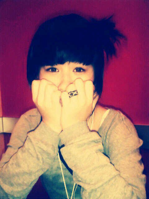 monichayoun_'s profile picture. I'm a K-POP. I♥EXO and I♥Fashion.