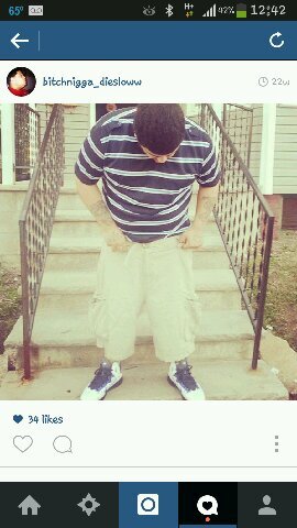 Real nigga. Single. 22. #LoyaltyIsEverything Kik : TrapOrStarve_Jayy Facebook : Jayy Benitez Instagram : TrapOrStarve_Jayy