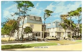 The Hinton Firs Hotel- traditional hotel, family owned, set in tranquil gardens on Bournemouth's prestigious East Cliff, just a few minutes' walk from the sea.