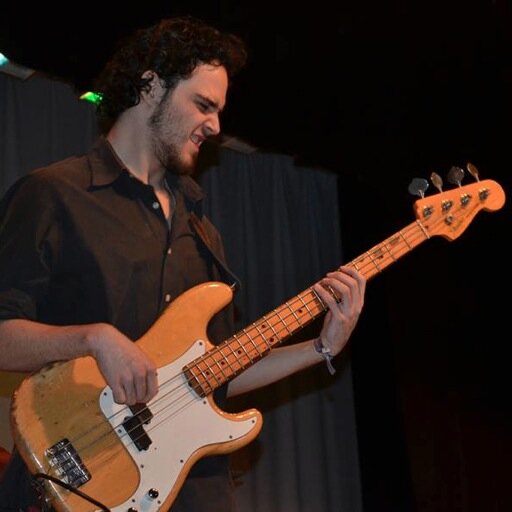 Bassplayer, producer, songwriter.
