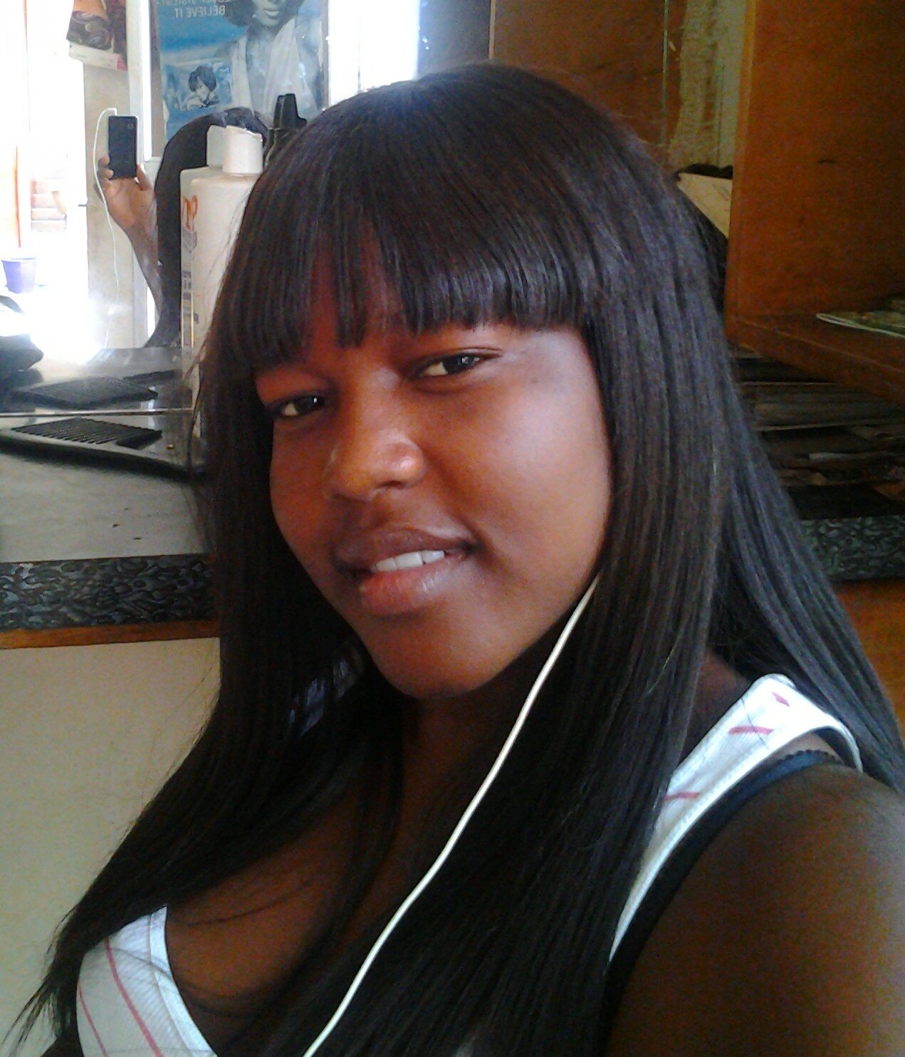 celestinaakutek's profile picture. 