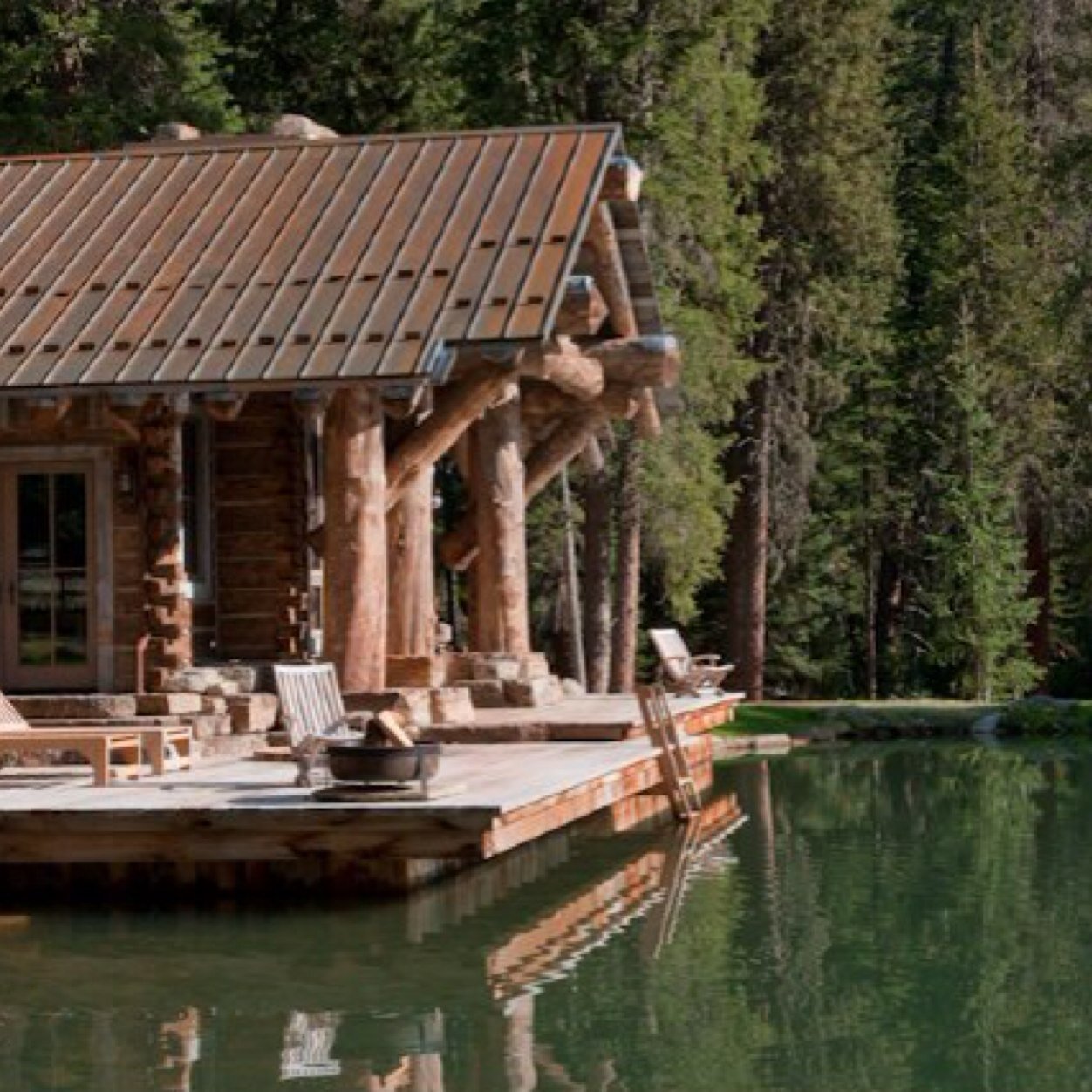 A luxurious camp with a lot of secrets!Come join us