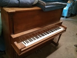 OpenPianoYEG's profile picture. 