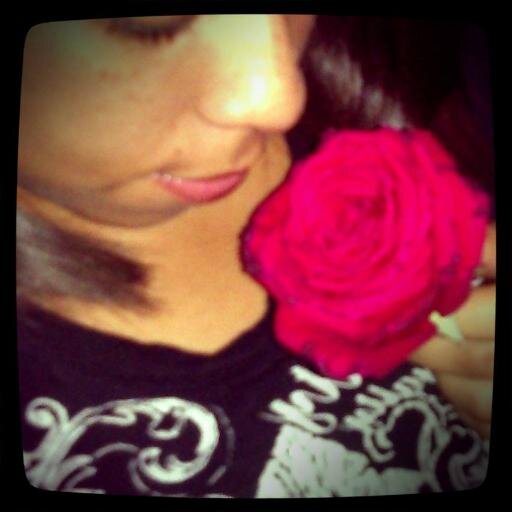 didimedicen's profile picture. -Enamorada de @YosberPaez mirarte y saber qe no sentire esto por nadie mas 
-Sonrriendole a la vida desde 1996
01/06/2012
http://t.co/3fxHsnqkB7