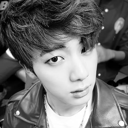 『♥』 Angel ✲ BBc ✲ Starlight ✲ Love Beat ✲ Baby ✲ Exotic ✲ A.R.M.Y ✲ GOT7
@jongbrisa me²