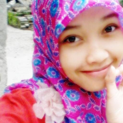 yusrinnihayati's profile picture. 