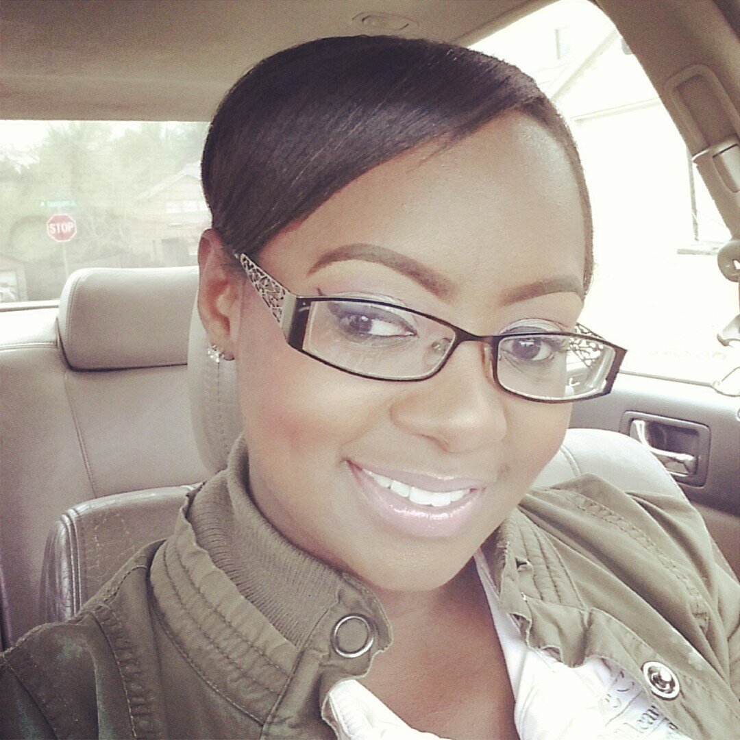 Who Run the world??? Bitch I Do....haha #Teamdimples #TeamTwoOne #Teamplaywitit #TeamFollowBack #TeamAquarius #Team1million  IG: Divalajuicy