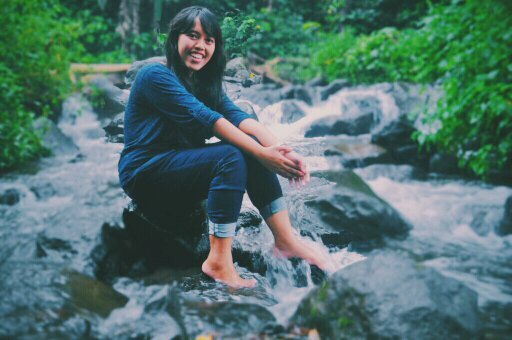 ikarisdianti's profile picture. 