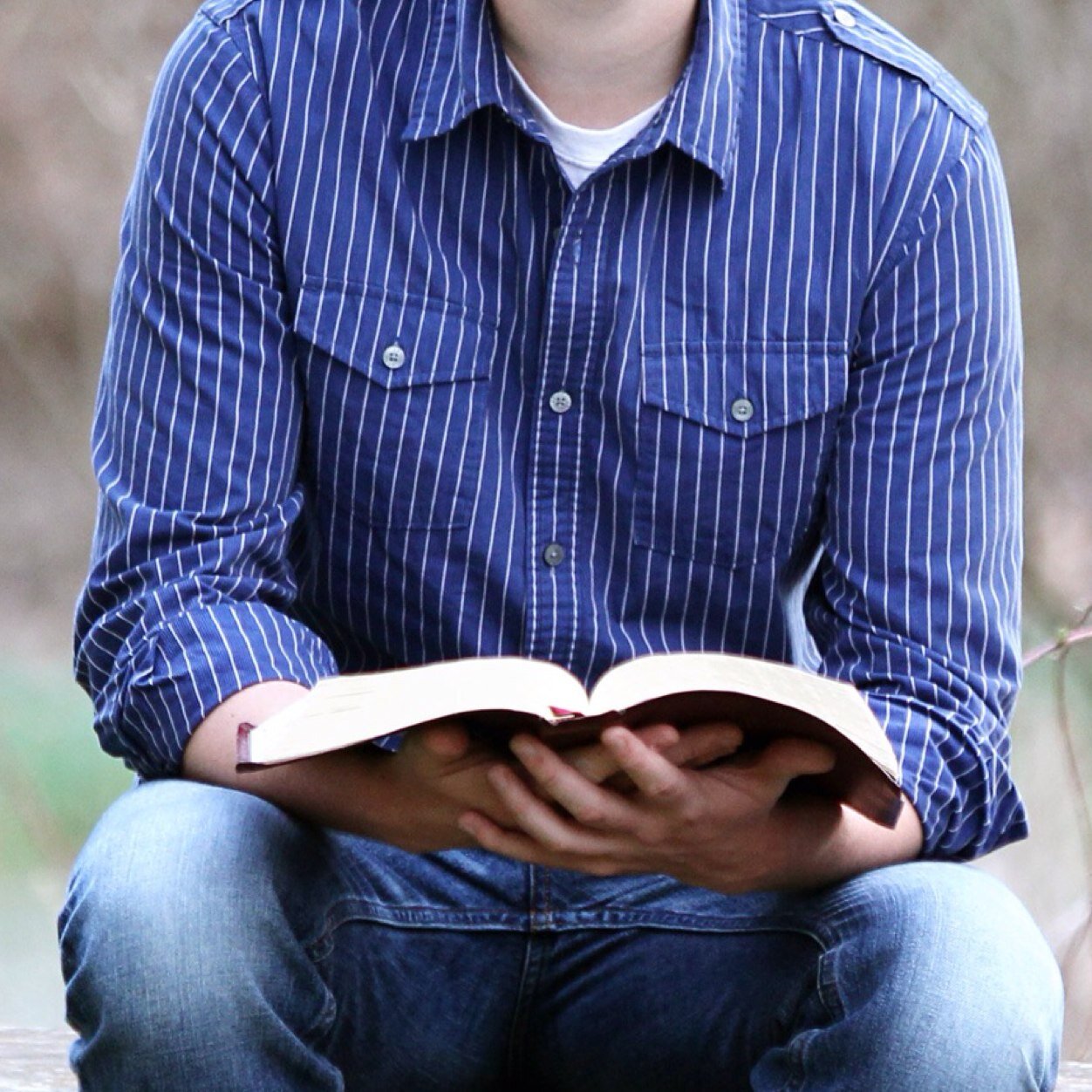 I love Jesus and live to make His name famous. Son. Brother. Future Pastor, author, and world changer. Im also kind of a hipster. Avi is me :)