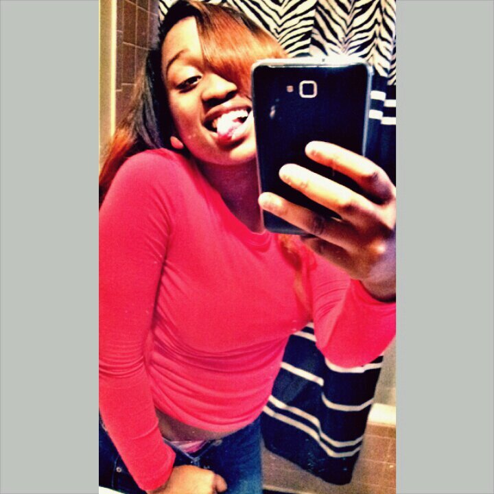 f.ck the bio,  just follow a bad bitch ♡