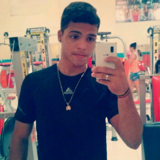 henrique307_'s profile picture. Deus nao nos abandona