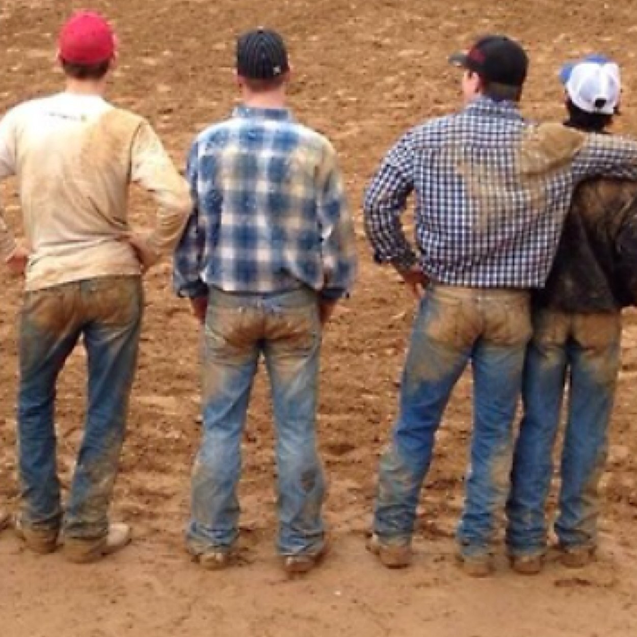 LaneSmithson's profile picture. Im from austin. Bull rider. Go bigbor go home. Coors light all the way