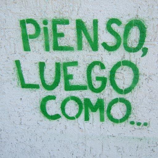 No al racismo, al especismo, al sexismo y a otras problemáticas creadas por el  animal humano... entiendanlo somos todos animales amemonos y respetemonos. 3