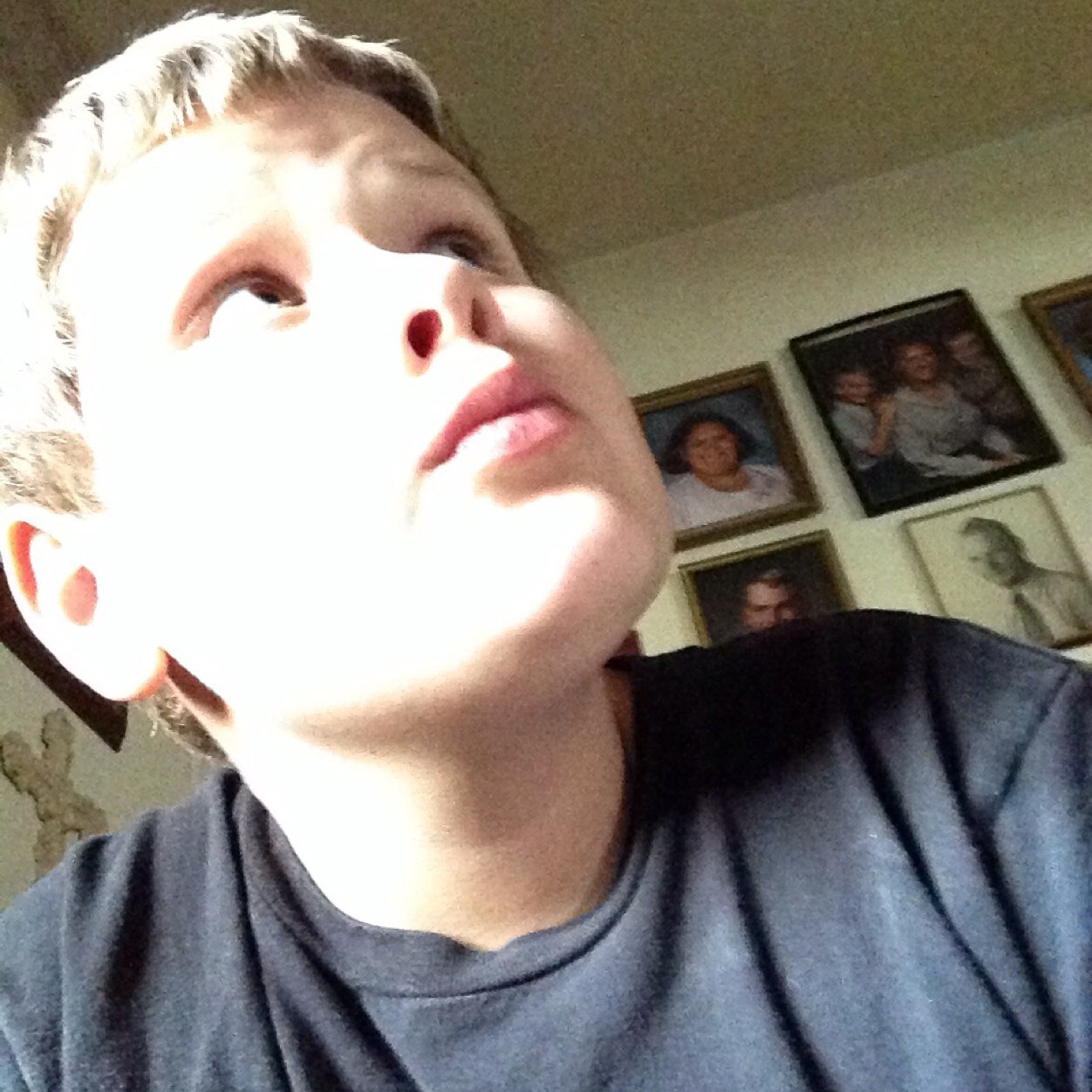 Hi my name is William my friends call me will please follow me my main friends are Damon and Jordan