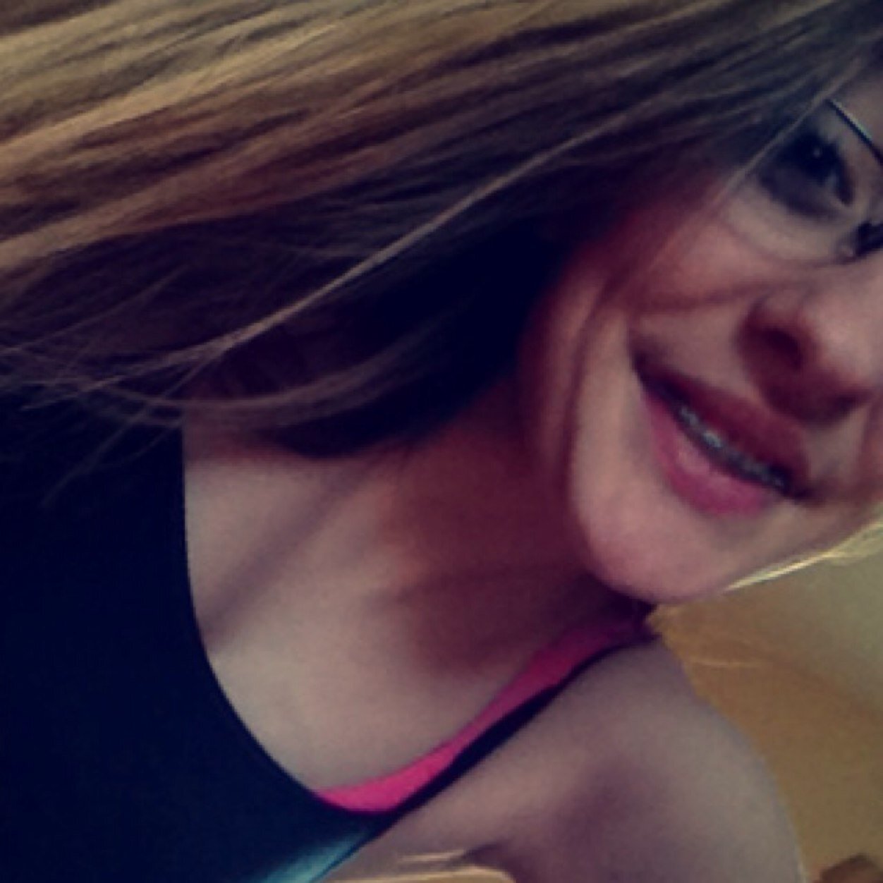 Thatsassygirl16's profile picture. Bullshit cant break if you dont let it ✌️