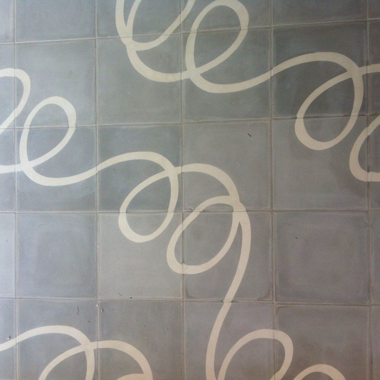 Professional Tile Fixer formerly of Lifetiles now trading as 345Projects and working on developments.