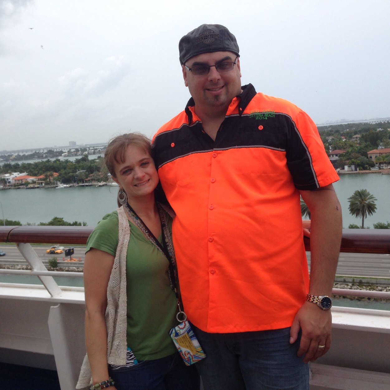 Scottvconnelly's profile picture. Christ follower husband & Father. Frustrated w/ the bar being so set so low for students. Praying for a generation that will rise up & be hands & feet of Christ