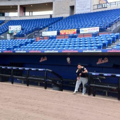 yazyfigueroa's profile picture. Que el Amor valga la ALEGRIA, no la pena. Corporación ROS-EMM, C.A. mi compañia. Si no tienes religión Yo te recomiendo una: LA VERDAD