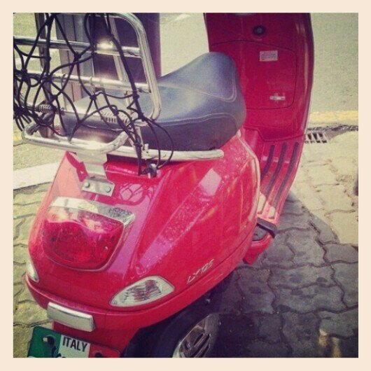 Asli kutai laki beneh. Original rakyat kutai kartanegara.. Slow aboout sure broooe