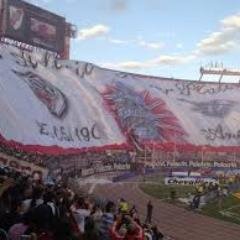 Hincha del Mas Grande. Amante del buen futbol. En las buenas y en las malas mucho mas