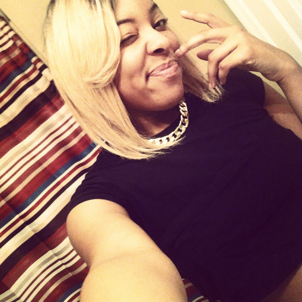 go follow my bestie  @NoLove_OnlyLies ! C/O 2013