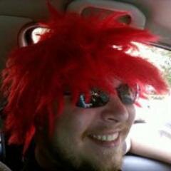 UncleSlade's profile picture. Дядька Slade, весёл, ценичен. Главный кукловод.