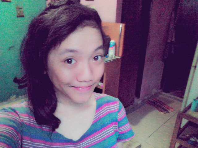 Siswi SMK Pnerbangan Dirghantara | fb: Devinda Libestiani | Line ID : dhevietian | we chat ID : dhevie221 :)