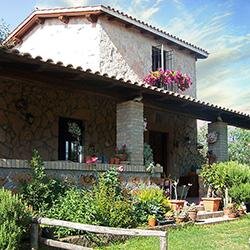 IlPozzoRomano's profile picture. B&B, CountryHouse, Immersa nelle verdi e rilassanti campagne della Tuscia, per trascorrere soggiorni all’insegna della tranquillità e della discrezione.