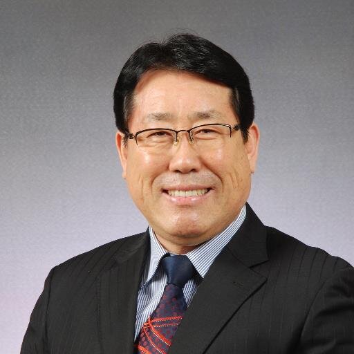 newsyoun1's profile picture. 신문사 편집국장입니다.