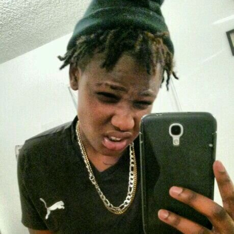 01 day ima be the  rapper/ or singer :) I'm just a young teen  trying to live the dream of my life -  amanda gf
