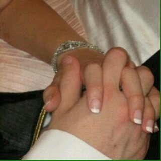 حاتوقف لفتره (يكون لي تواصل معاكمممم بعدد الزواج♡♡)