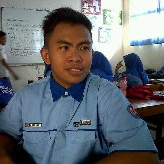 IrfanMaulana anak ke 2 | alhamdulilah udah lulus dari 5jhskarawang barat | KarabaIndah | follback?jst mention me:)! Invite me 26DB776A thanksyou:)