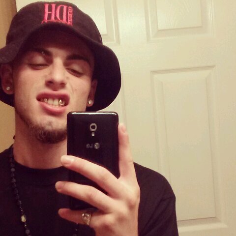 LoLoBurrr's profile picture. Tampa Chico 813