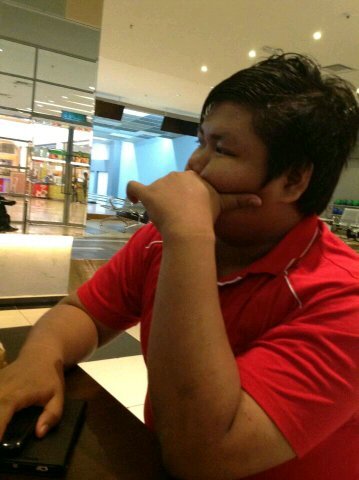 my name Zulhelmie Firdaus bin Mohd Zamri...17 years old...