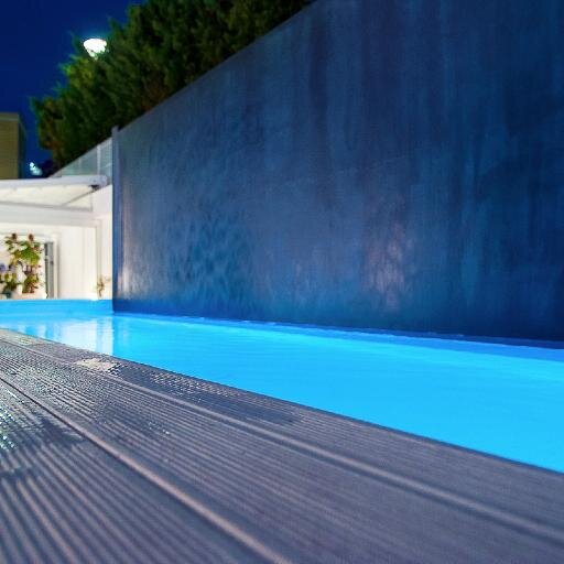 White_Hotel's profile picture. 