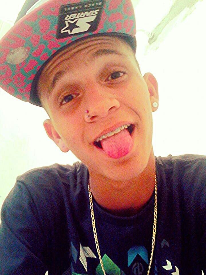 WHATS : 985787034