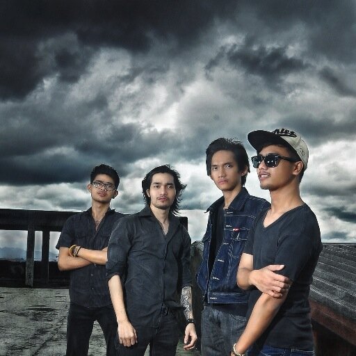 Alternative Rock Band 
Booking contact:
( WTTM.rock@gmail.com )
And follow
@enorians (Voc+guitar)
 @zarmarty (Rhythm)
 @MchanifM (Bass)
 @Akbar_HP (Drum)