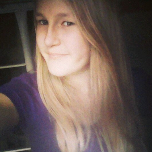 ♥12 years young♥Wellantcollege klaawaal♥ One direction♥Besties: Selma, Leonie, Sanne, Amy♥ Live the live you love