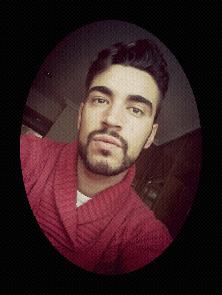 ruben_durango's profile picture. No confíes en nadie...ya que hasta nuestra propia sombra nos abandona en la oscuridad.