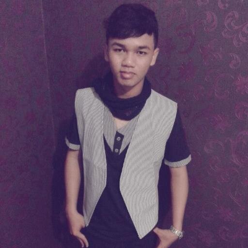 @eganurdiyana (bulet,doraemon) :* {}
20 Oktober 2013, Pelabuhan sabang (15 mnit,7bulan)