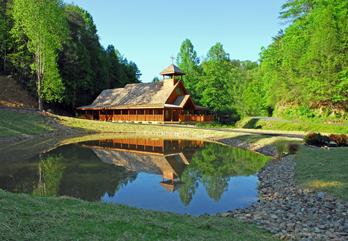 Simple to Elaborate Weddings or Vow Renewals in beautiful log chapel.  Packages for up to 100 guests available to fit any budget!