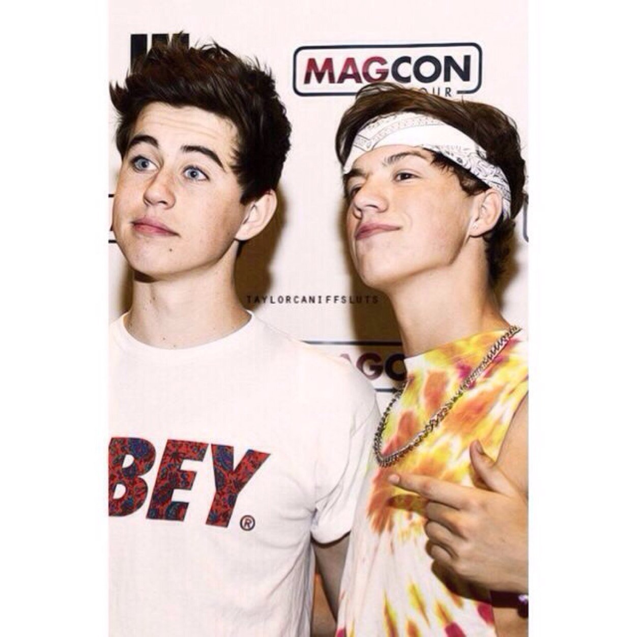 Follow my friend @TAYCANlFF & Me @SeriousShawn Thanks❤️