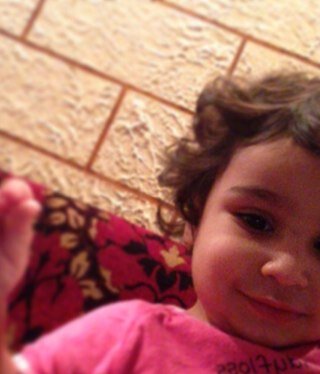 ‏بأخلاقك تكسب الناس مو بمظهرك”