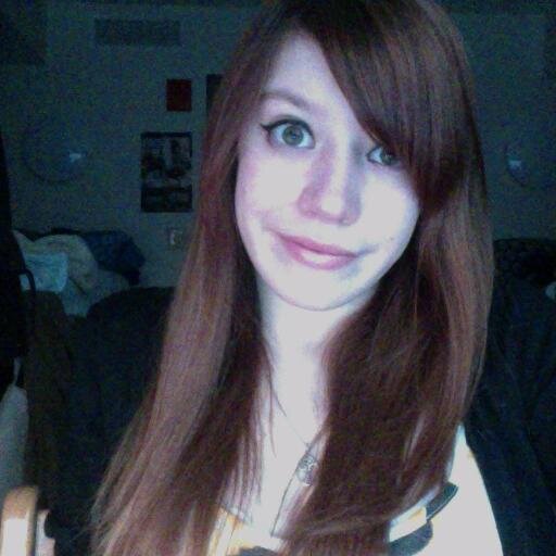 itsannabananna's profile picture. actually Morrissey