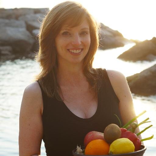 Holistic Nutritionist. Helping to grow happy, healthy families.