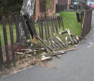 Everywhere in this world there are fences that have been neglected and are now totally fucked.  SEND PICS #fuckedfences
