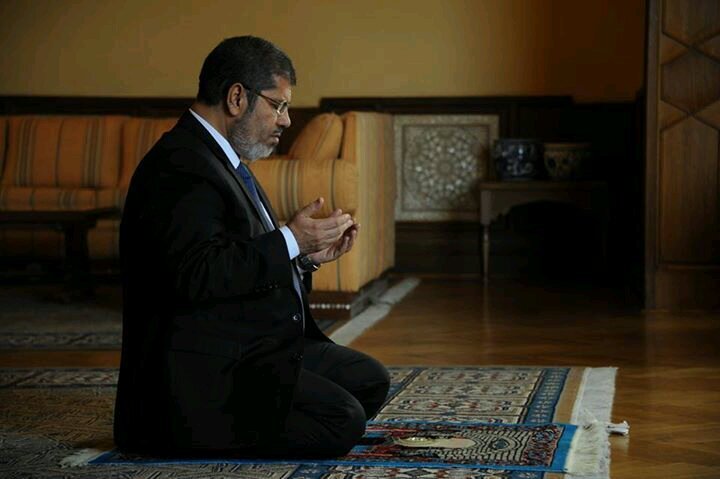 ‏وأتقوا يوما ترجعون فيه الى الله