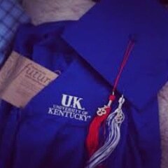Share what you want to do before you graduate here: https://t.co/Rk758TqeG0