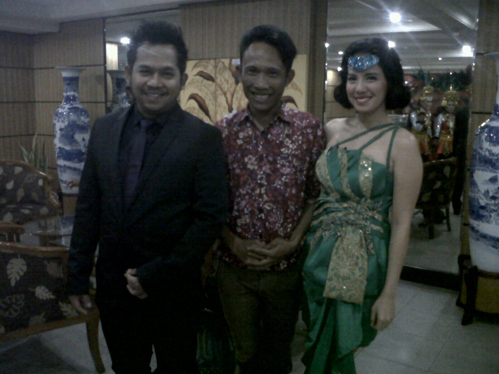 GayaIndonesiaGI's profile picture. We are Traditional & Modern Dance || Sekretariat Jln Adi Sucipto Sei durian Gg Kurnia 1 || Be the Winner always give the best ;;)